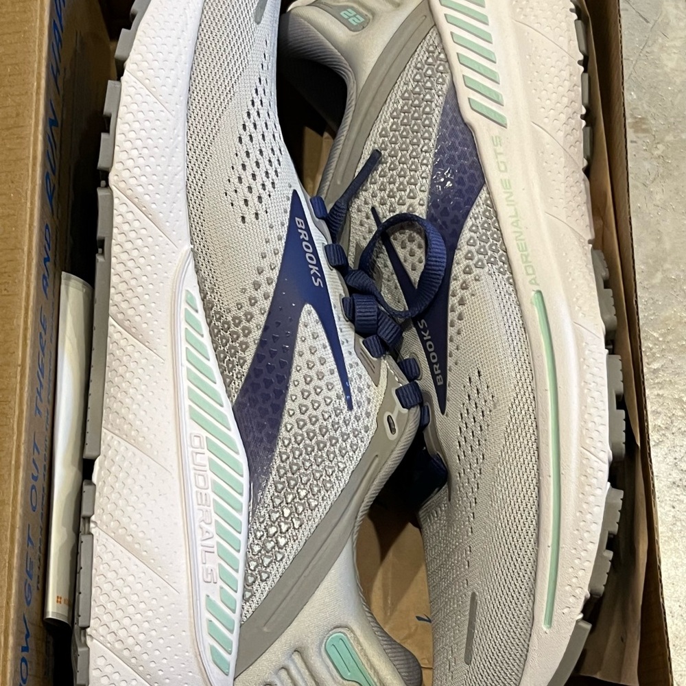 Brooks Adrenaline 22 Women's Sneakers - Grey, Blue, and Mint 8.5